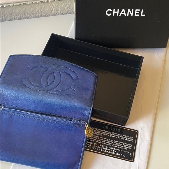 Chanel - Picture 7 of 10